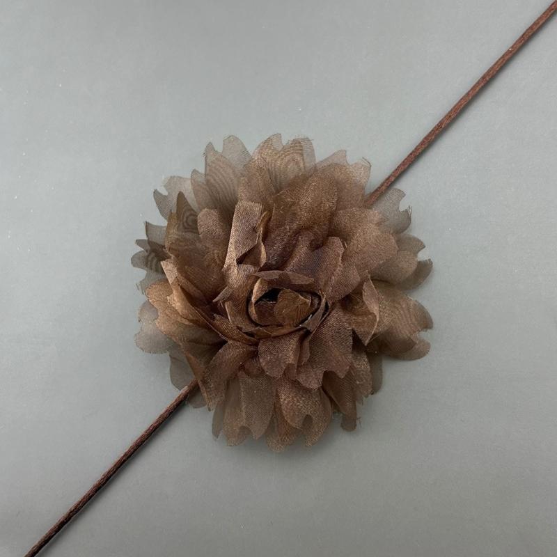 Stylish Rose Blossom Necklace Simulation Flower Neckchain Women Girls Collarbone Chain Eye Catching Choker Accessory