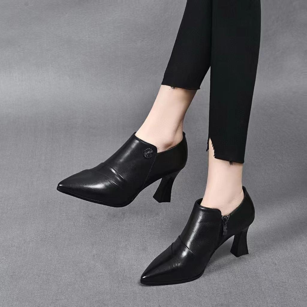High Heels Women's 2025 Autumn New Black Cowhide Pointed Thin High Heel Deep Mouth Single Shoes Women's Professional Four Seasons Leather Shoes