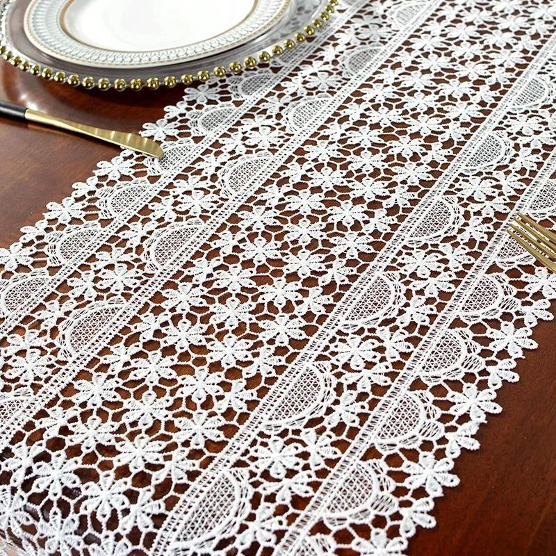 Lace Table Runner Luxury White Wedding Place Tables Runner Home Table Embroidery Hollow Romance TableCover Table Mat Decoration