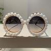 Non-polarized Retro Round Shades Women Chic White Pearl Decor Sunglasses Original Brand High Quality Vacation Beach Sun Glasses