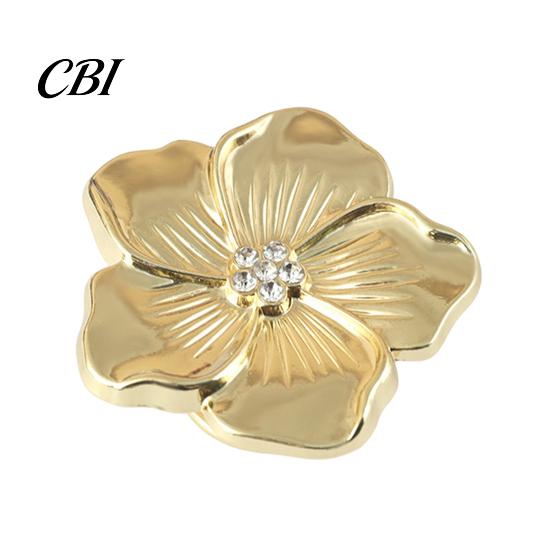 Decorative Hardware for Wardrobes Petal Cabinet Knob, Flower Drawer Pulls with Rhinestone Center, Zinc Kitchen Replacement Alloy Floral Dresser Knobs