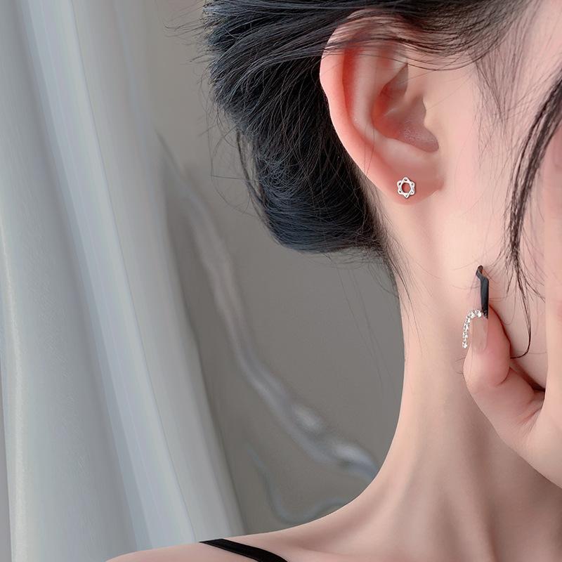 Серьги-гексаграммы Простые серьги Темпераментные уши Двоеточия и проколы ушей Не снимая серьги Тренд