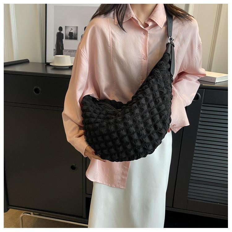2023 New Korean Style Shoulder Bag Chic Bubble Cloud Bag Simple Fashion Handbag