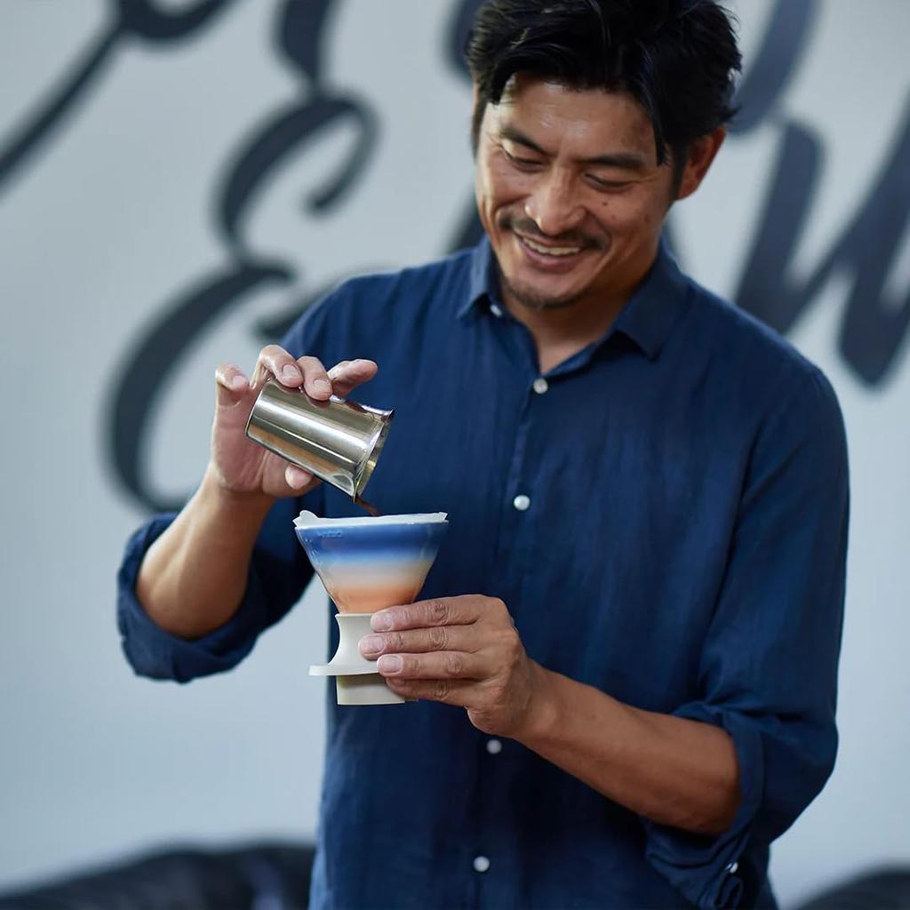 HARIO Coffee Dripper Switch Sunrise Collaboration Model Arita Ware Immersion Dripper with 40 Paper Filters SSDC-200-SUN