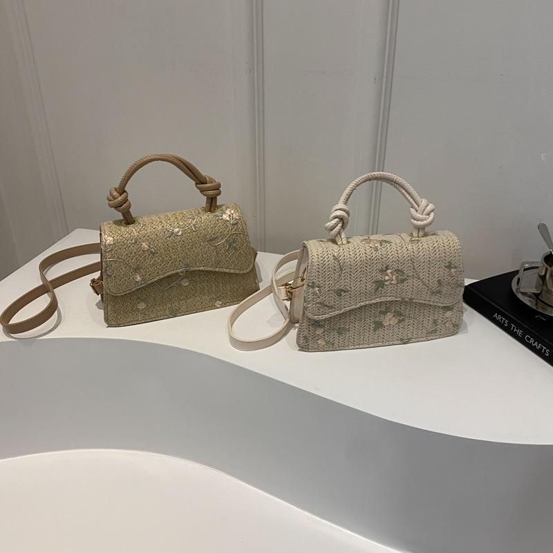 Fashionable Temperament Woven Lace Straw Personalized Summer New One-shoulder Cross-body Small Square Women's Bag Drop Shipping