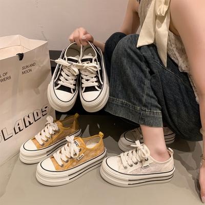 Дышащие новые толстые маленькие белые туфли женские летние туфли 2025 супер огонь с подошвой тонкие парусиновые туфли сезон повседневные универсальные юбка