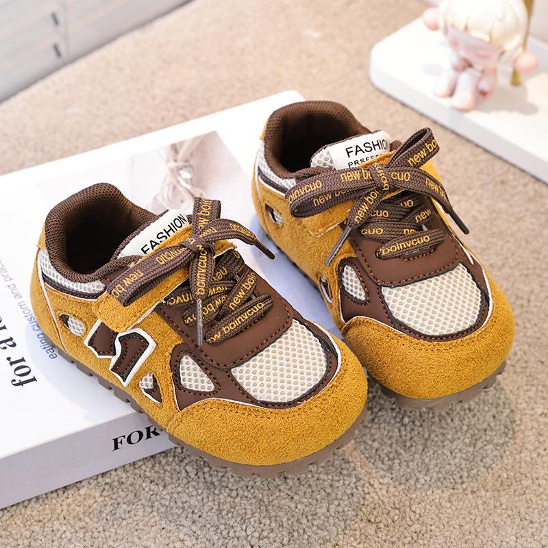 Детские кроссовки корейская версия весна и осень дышащие универсальные повседневные туфли для девочек моральные тренировочные туфли для мальчиков детские кроссовки на мягкой подошве для бега