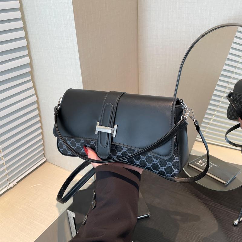 Niche Design Underarm Bag Women's 2025 New Trendy Simple and Versatile Small Square Bag Casual Shoulder Messenger Bag