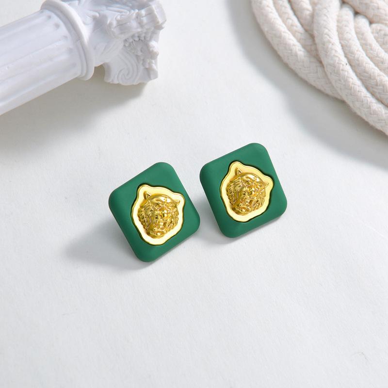 Tiger Avatar Geometric Square Earrings Retro Texture Stud Earrings Personalized Simple Fashion Earrings