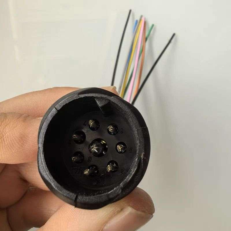 Universal 8-Hole, 8-Wire Front Headlight Plug for DeLonghi Accessories (F3000M3000X3000 Models)