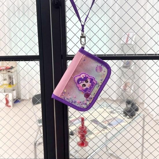 Haute Anjou Girls' Catch Nipping Strap Wallet, a popular character in Korea