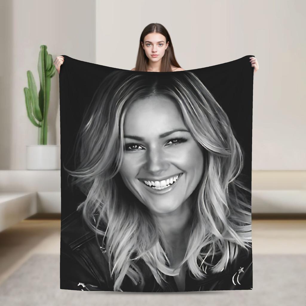 Helene Fischer German Singer Plush Blanket Kids  Flannel Throw Blanket For Living Room Super Soft Design Quality Bedspread