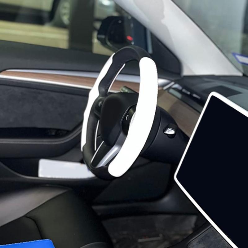 Автомобильная мягкая кожаная карбоновая накладка на руль Четыре сезона Универсальная Подходит для автомобилей Y Седанов Внедорожников Грузовиков