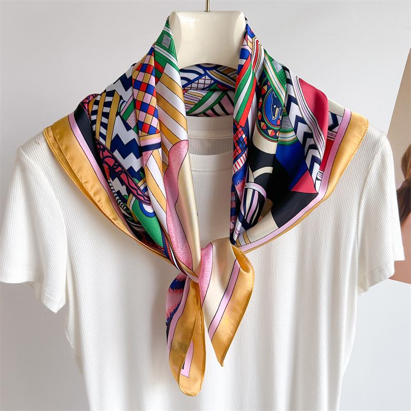 Fashion Handkerchief Neck Scarves Women Print Shawls Wraps Bandana Head Scarfs 7070cm EMA