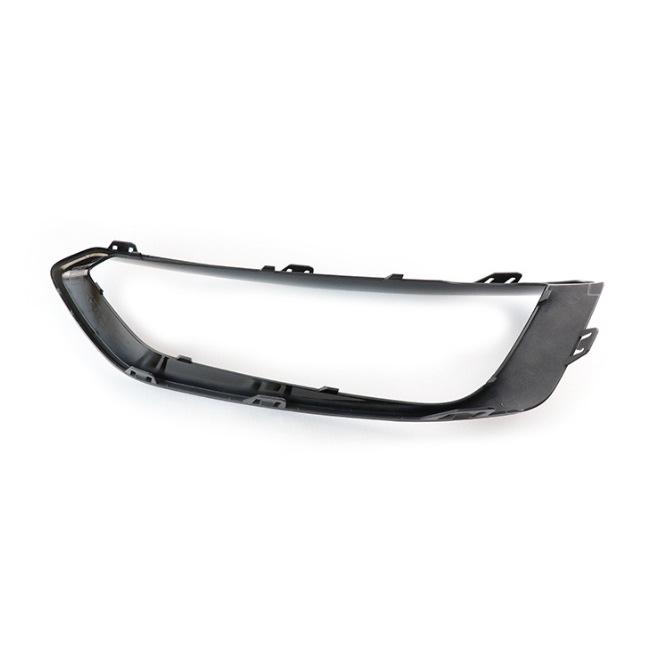 Накладка рамки противотуманной фары для BMW 2 серии F22/F23 (51117351829/51117351830)