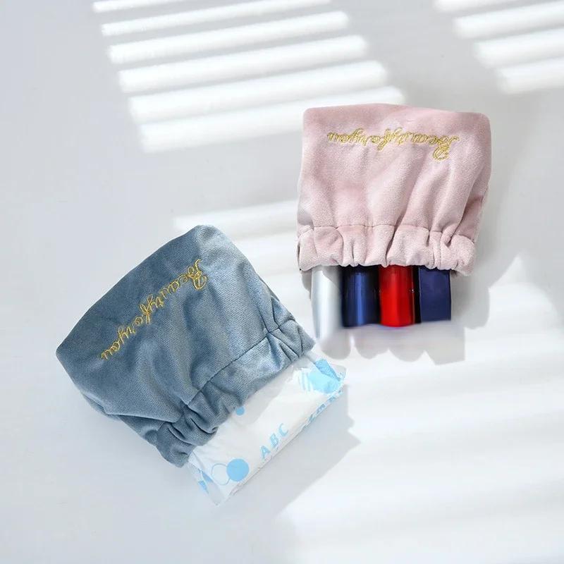 Velvet Portable Lipstick Bag Letter Embroidery Clutch Small Purses Travel Makeup Pouch Storage Bags Cosmetic Bag Organizer Case