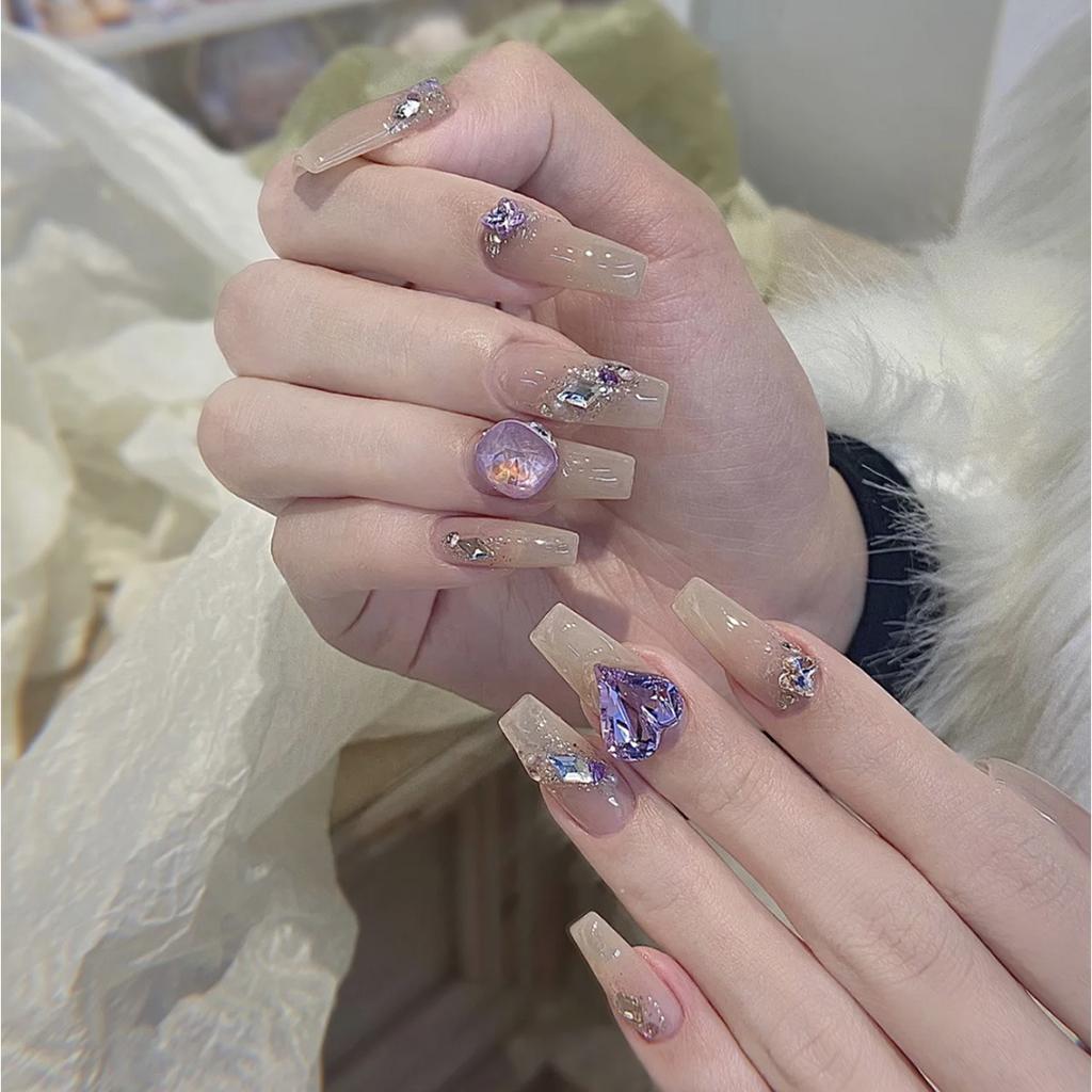 Целая упаковка из 360 кристальных фиолетовых бриллиантов с заостренным концом, бриллиантов любви, изогнутых сердец, светло-фиолетовых украшений для нейл-арта.