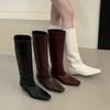 Модные SUOJIALUN 2025 Зимние Новые Брендовые Женские Длинные Сапоги Модные Круглый Носок Слипоны Женские Сапоги до Колена Мягкий Каблук Рыцарские Сапоги Обувь