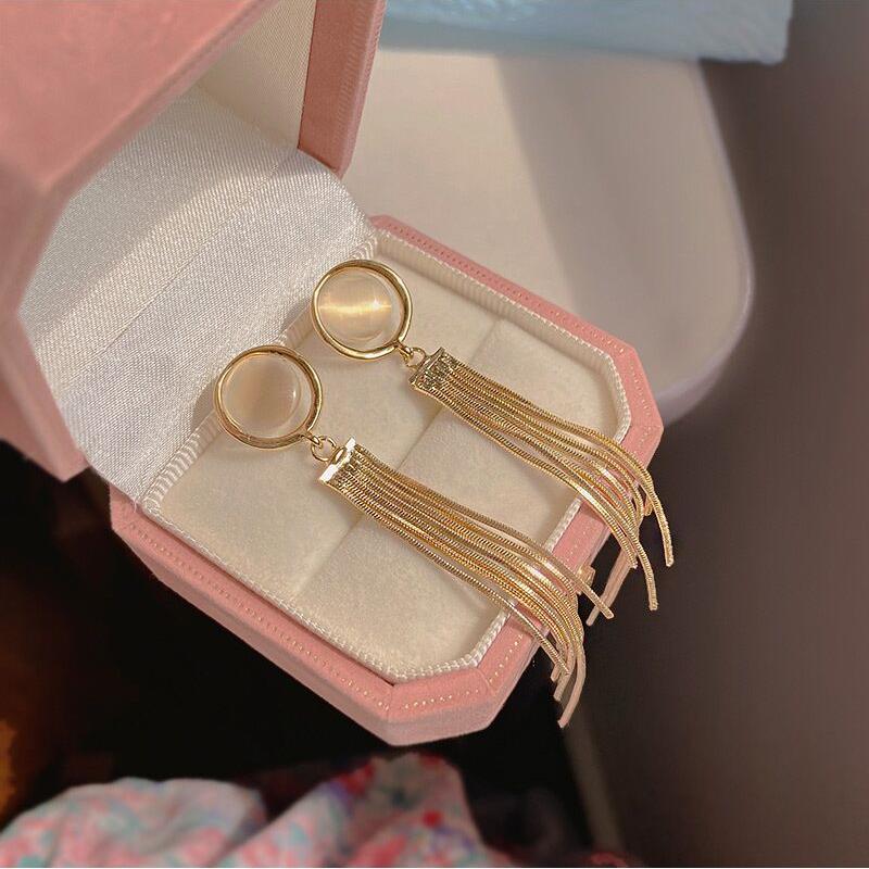 Корейские винтажные длинные серьги-капли с кисточками для женщин золотого цвета, геометрические модные ювелирные изделия класса люкс, подвесные