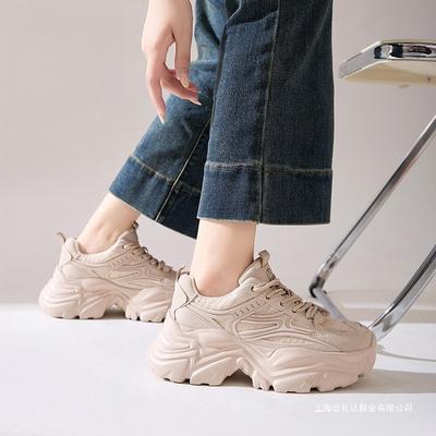 Женская обувь – Кроссовки