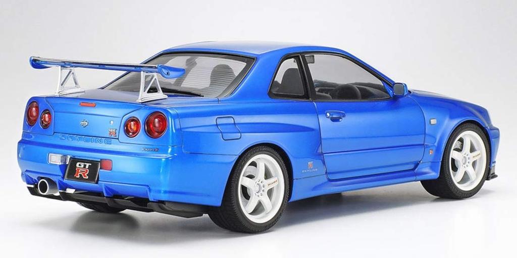 Tamiya Спортивная машина серии Nissan Skyline V Spec II Пластиковая модель 24258 1/24 № 258 GT-R