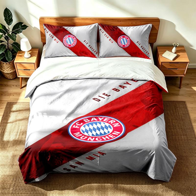 FC Bayern Munich (1) 3pc set suitable for master bedrooms soft and comfortable an ideal gift for family and friends Includes one duvet cover and two p