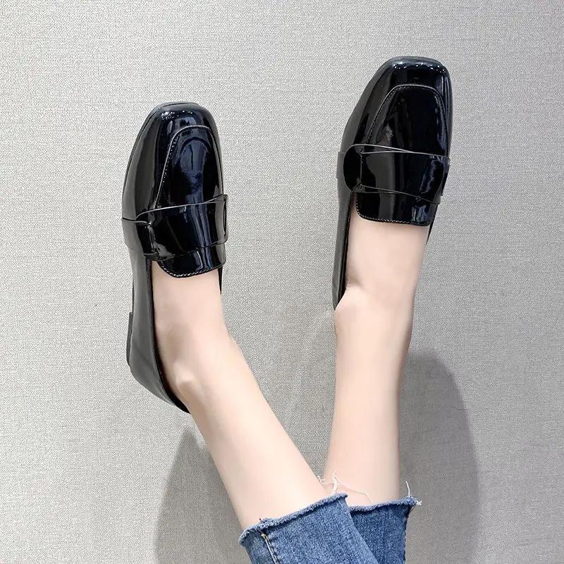 Fashion Women's Shoes Black Loafers Leather Slip On Red Female Footwear Fashion 2024 Walking Original With Stylish Trends 39 Urban