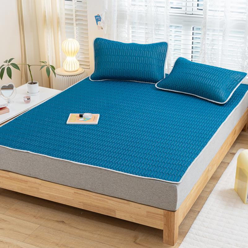 Комплект из трех ковриков для матери и ребенка из латекса Ice Silk — мягкий, прохладный и моющийся