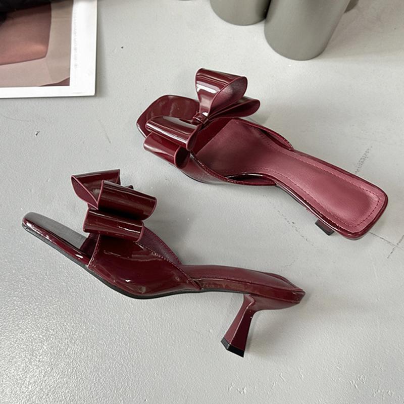 Fashion Patent Leather Butterfly Knot Women Slippers Square Toe Summer Sandals Low Thin Heels Mules Slides Shoes Size 39