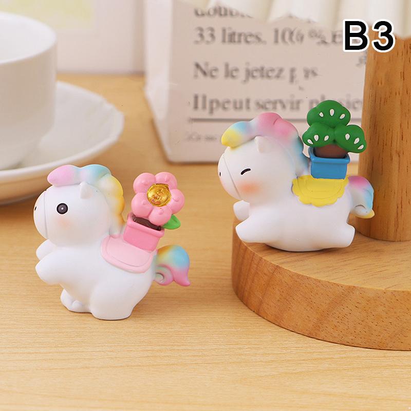2026 Chinese Zodiac Horse Resin Ornament - Cute Desktop/Home New Year Mascot Gift