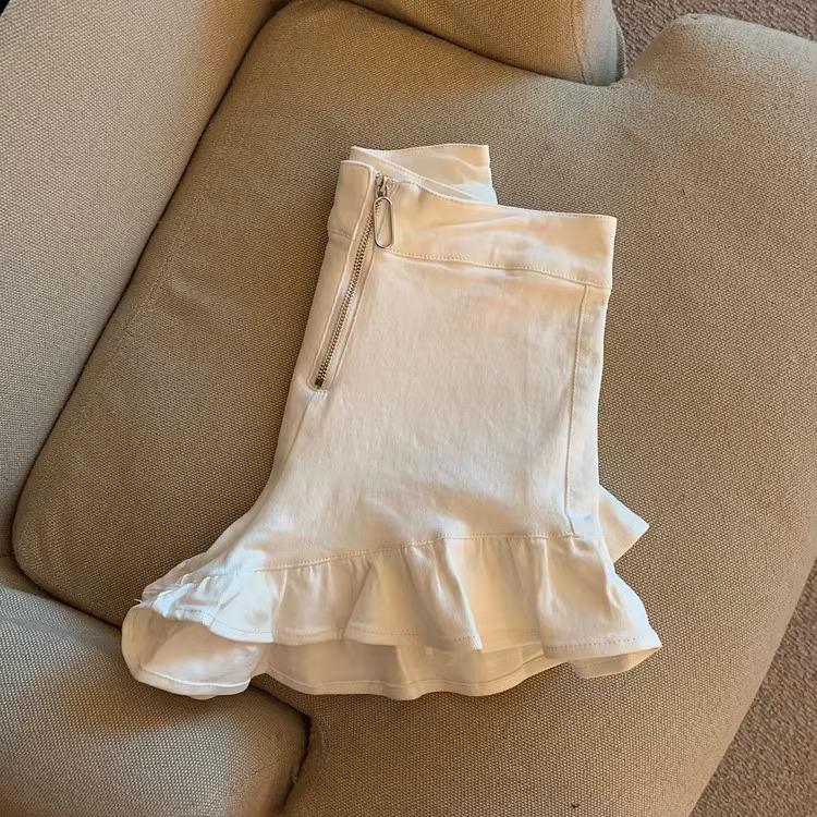 Autumn 2024 Women's Black High-Waisted Ruffle Wide-Leg Shorts - Spicy Girl Trendy Slimming Casual Pants