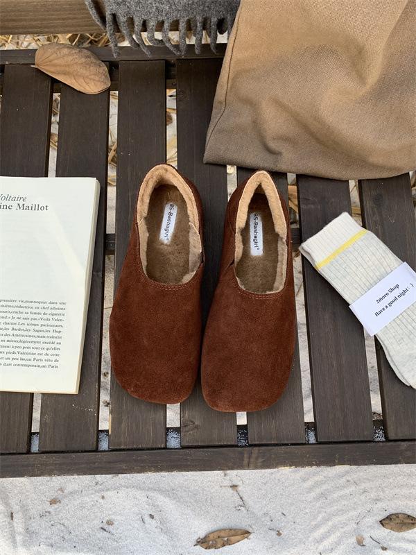 2025 Autumn and Winter New Flat-bottomed French Retro Square Head Single Shoes Women's Shoes Velvet Warm Beanie Shoes