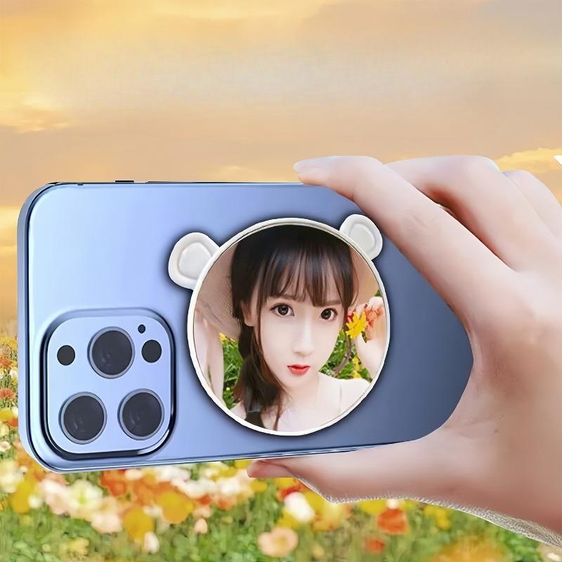 A Magnetic Self-portrait Mirror for Mobile Phones and A High-definition Travel Mirror At The Back