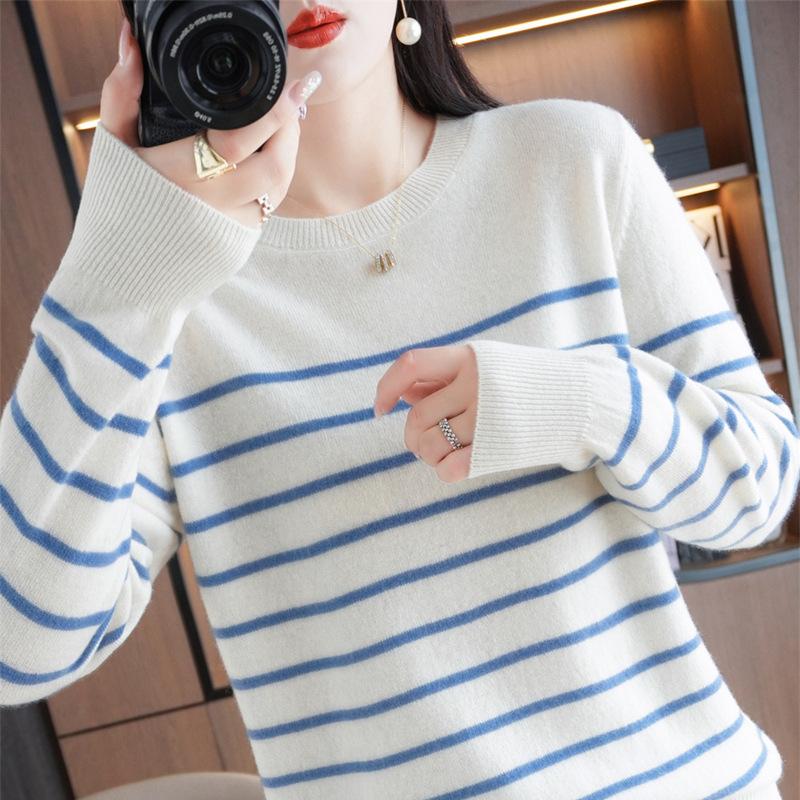 Autumn Striped Knit Sweater Women's Large Size Round Neck Loose Casual Long-sleeved Bottoming Shirt
