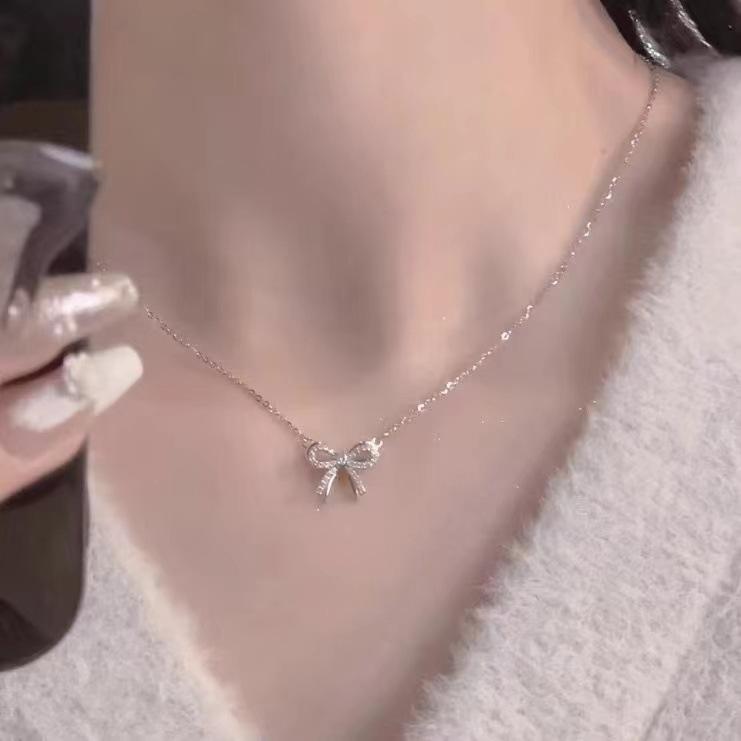 Ожерелье-бант, легкая роскошная нишевая дизайнерская цепочка на ключицу, новогодняя, женская, высокого класса