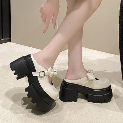 Женская обувь – Кроссовки