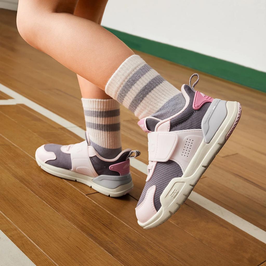 Li Ning Kids Fashion Comfortable Shock Absorption Rebound Low-Top Casual Shoes Kids Casual Shoes Pink YKNU118-2