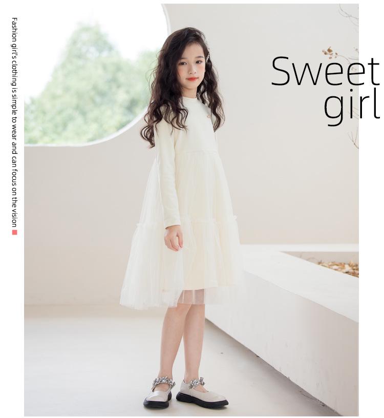 Стильное платье для девочек с длинными рукавами и юбкой из сетчатого тюля на весну и осень 2025 г.