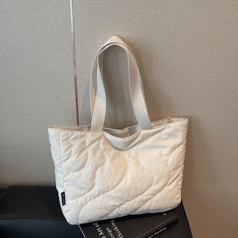 Solid color versatile quilted tote bag women's padded one-shoulder cotton jacket college student minimalist style class commuting handbag