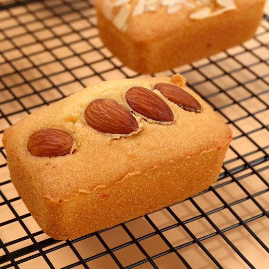 Cake Mold Non-Stick Cake Pan with 8 Compartments DIY Baking Mold for Chocolate Dessert Biscuit Bread