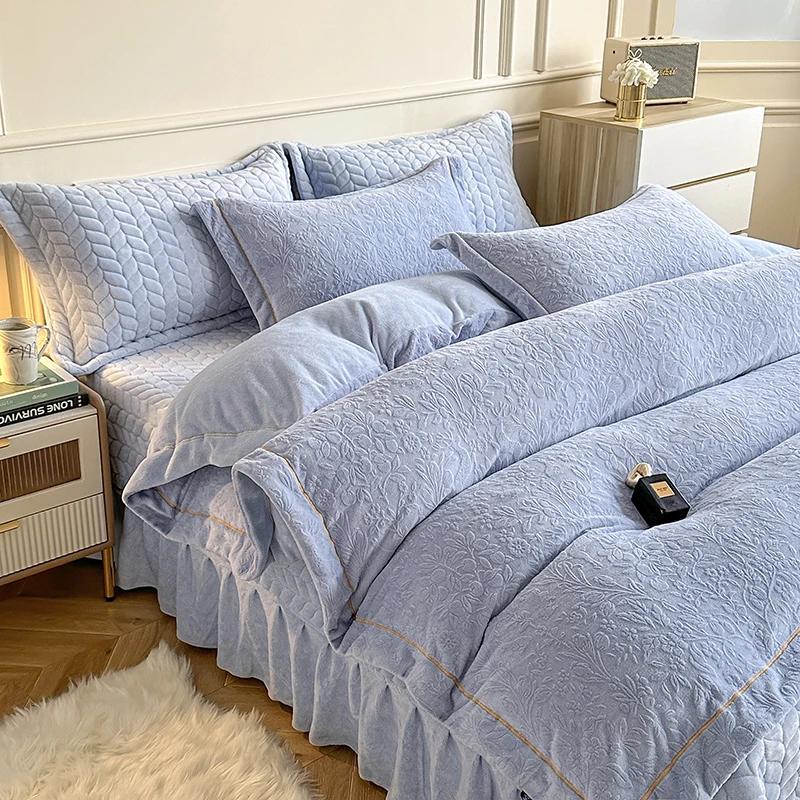 Новый молочный флис 2025 года, трехмерная резная стеганая кровать, комплект из четырех предметов, пушистый и дышащий