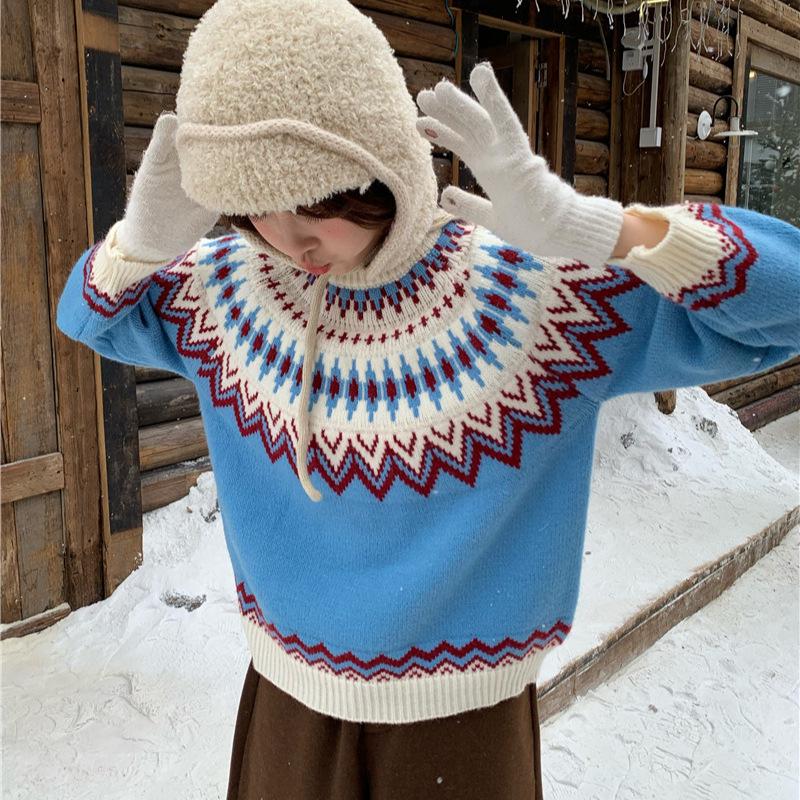 Women's Nordic Style Fair Isle Knit Sweater – Retro, Round Neck, Long Sleeve, Warm and Fashionable for Fall and Winter.