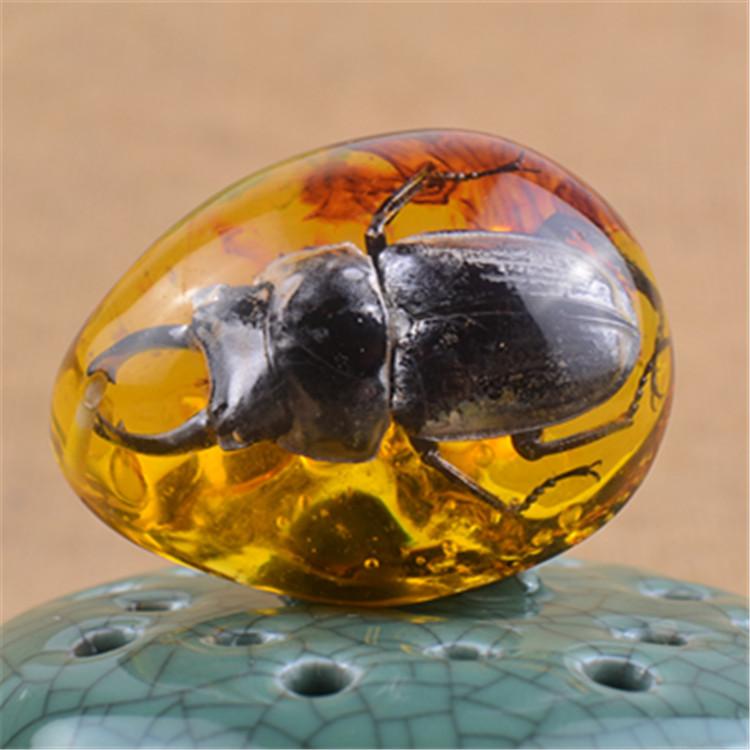 Янтарная бабочка, насекомое, каменный кулон, ожерелье, ручная полировка, подарок