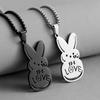 Европейская и американская простая мультяшная нержавеющая сталь ЛЮБОВЬ Кролик Ожерелье Мужская и женская мода Персонализированная цепочка до ключицы Ювелирные изделия