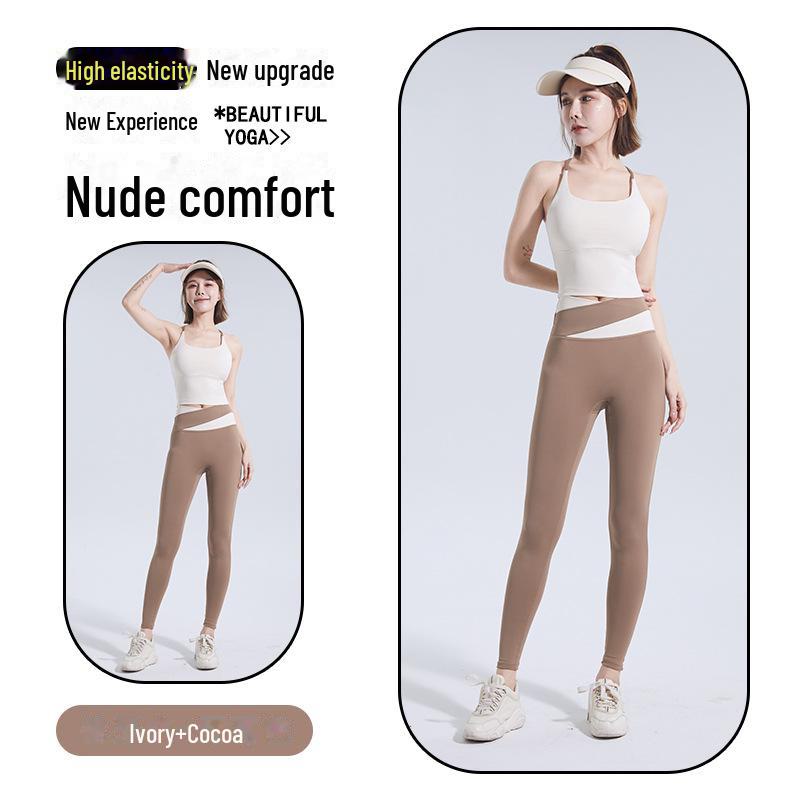 Женский спортивный бюстгальтер с тонкими бретелями и накладкой на грудь - майка для йоги и фитнеса