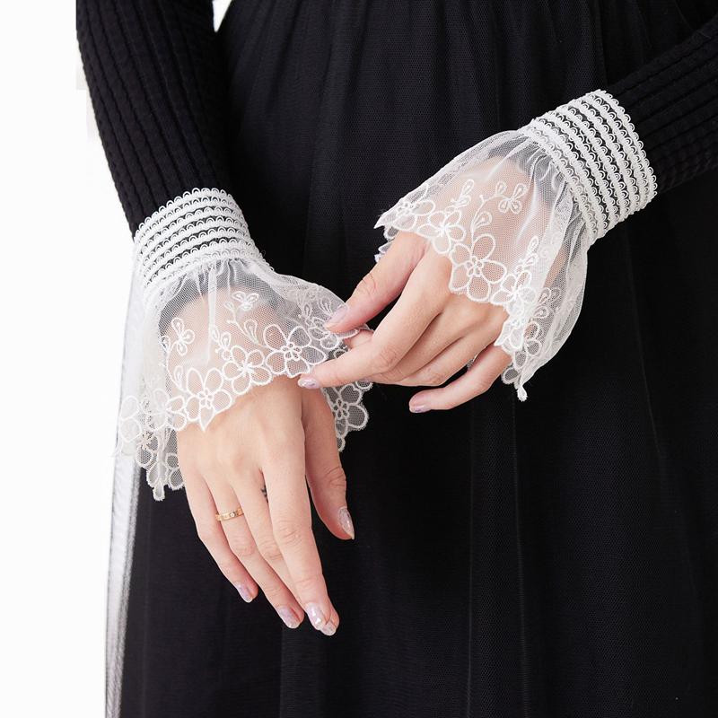 Lace Elegant Decorative Hand Sleeves Female Sweater Dress Coat Top Flare Sleeve Hollow Detachable False Cuff Ruffles Wristband