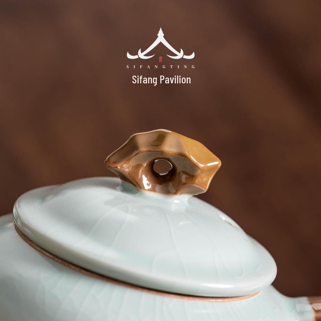 Antique Style Beige Ceramic Teapot for Gongfu Tea Brewing