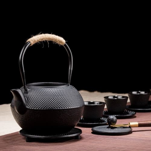 Iron Kettle, Ironware, Nanbu Ironware, Teapot, Kettle, Induction Stovetop Compatible, Iron Kettle, Iron Teapot with Tea Strainer, Stylish, Iron Supple