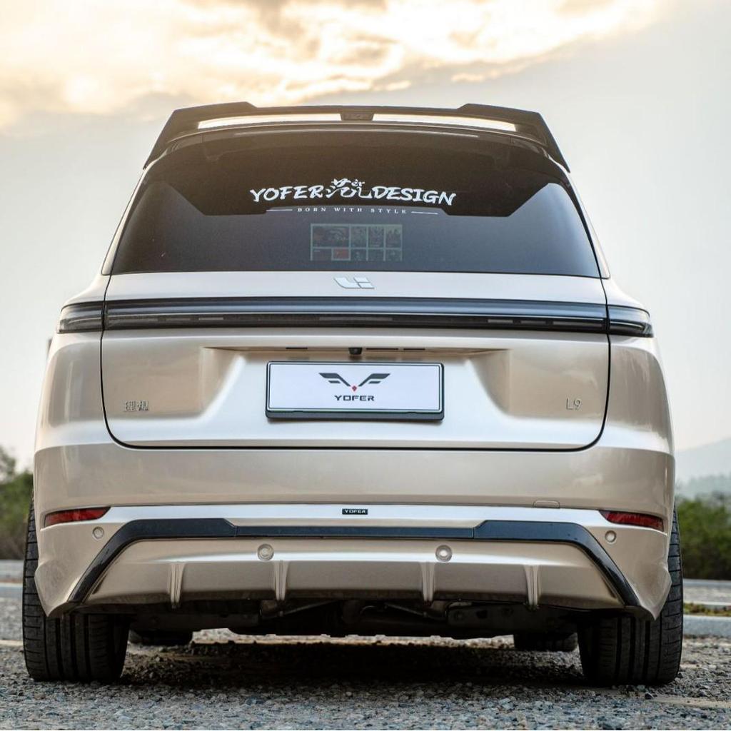 Совместимо с Li Auto L9: Обвес YOFER, включающий передний бампер, боковые юбки, заднее антикрыло, задний диффузор, задний бампер, угловые накладки, передний сплиттер.