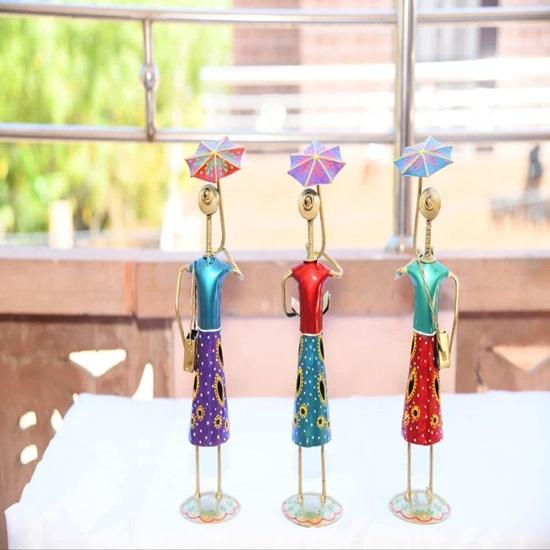 Set of 3 Pcs Handmade Metal Fashion Dolls with Umbrella Decorative Showpiece Items for Home Decor 30.48 Cm